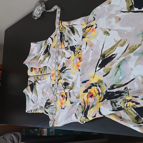 Nina Leonard Abstract U Neck Sleeveless Sheath Dress Cream Gray White Si… - Picture 9 of 12